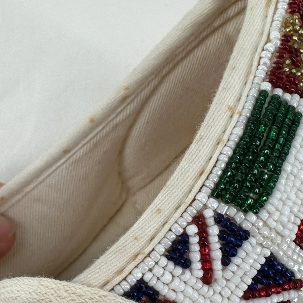 Women’s White Beaded Barcelona Sneakers Shoes Size‎ 7.5 Vintage 90’s Olympics